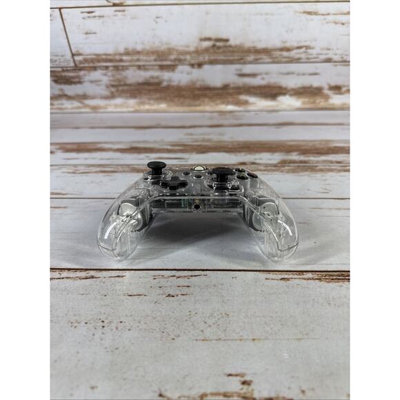 Afterglow PDP for Microscoft Xbox One Wired Controller 048-121 Clear - Picture 3 of 4